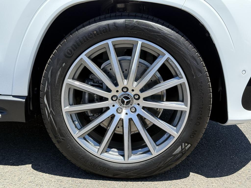 new 2025 Mercedes-Benz GLS 450 car, priced at $105,510