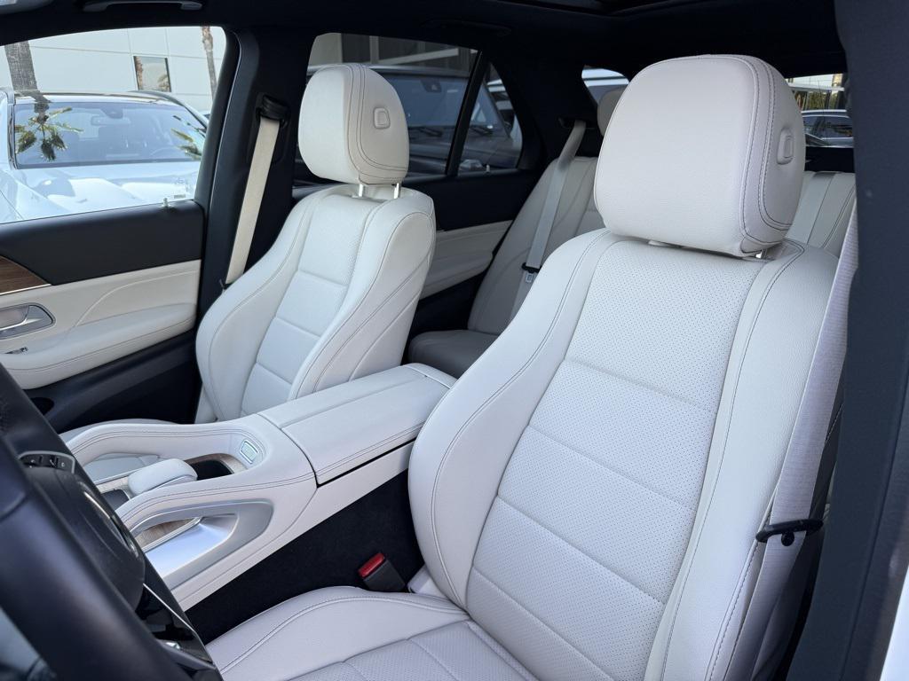 used 2025 Mercedes-Benz GLE 450e car, priced at $69,998