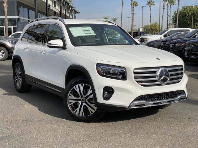 new 2025 Mercedes-Benz GLB 250 car, priced at $51,095