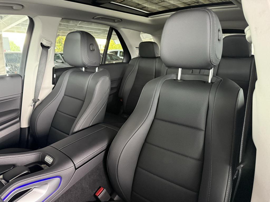 new 2026 Mercedes-Benz GLE 450 car, priced at $82,010