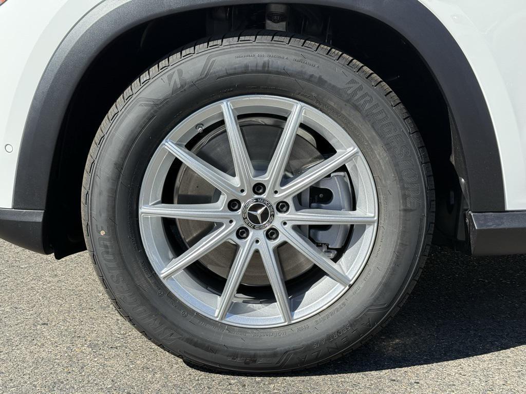 new 2026 Mercedes-Benz GLE 450e car, priced at $77,210