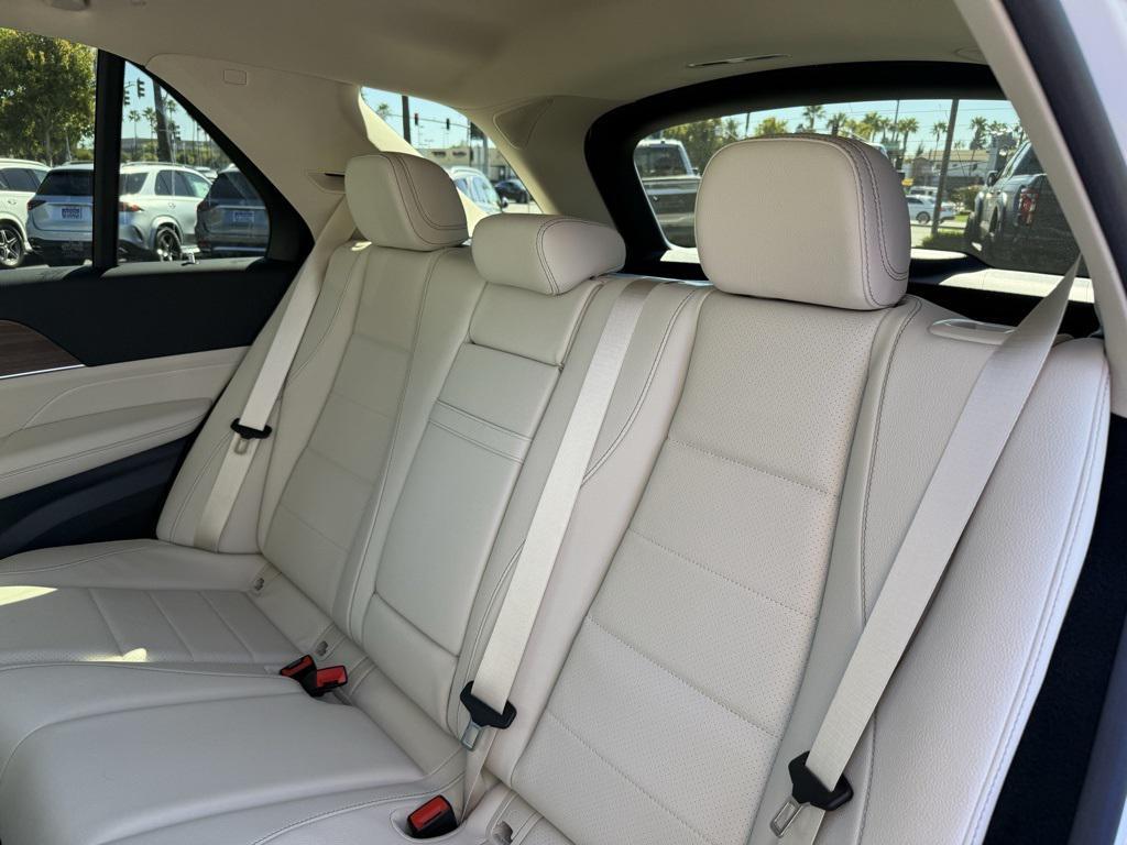 new 2026 Mercedes-Benz GLE 450e car, priced at $77,210