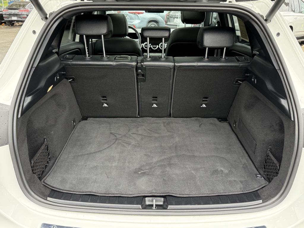 used 2025 Mercedes-Benz GLA 250 car, priced at $39,998