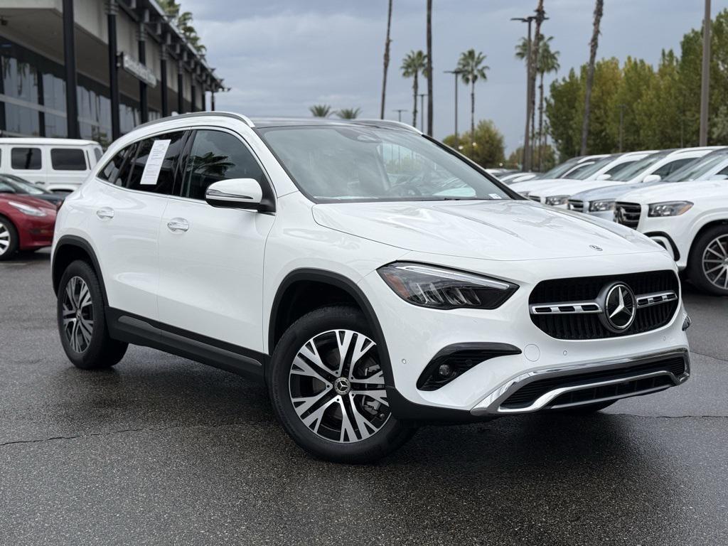 used 2025 Mercedes-Benz GLA 250 car, priced at $39,998