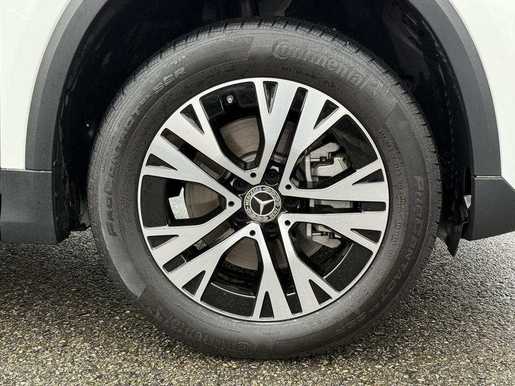 used 2025 Mercedes-Benz GLA 250 car, priced at $39,998