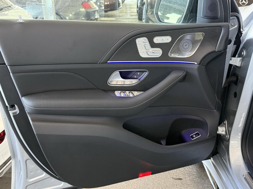 new 2025 Mercedes-Benz AMG GLE 63 car, priced at $137,015