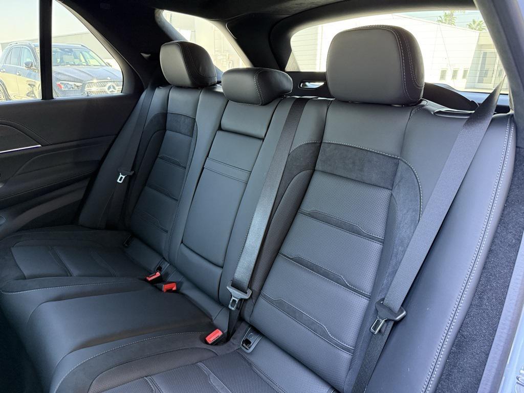 new 2025 Mercedes-Benz AMG GLE 63 car, priced at $137,015