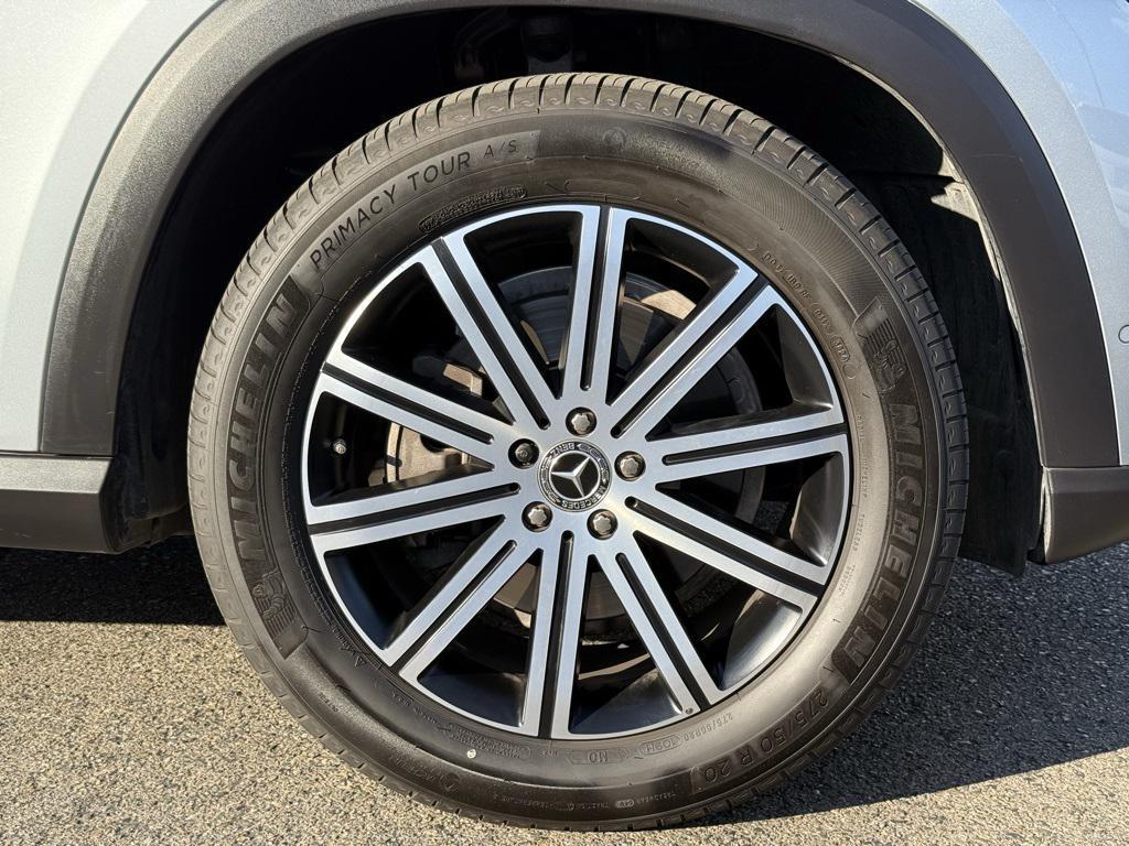 used 2025 Mercedes-Benz GLE 350 car, priced at $60,998