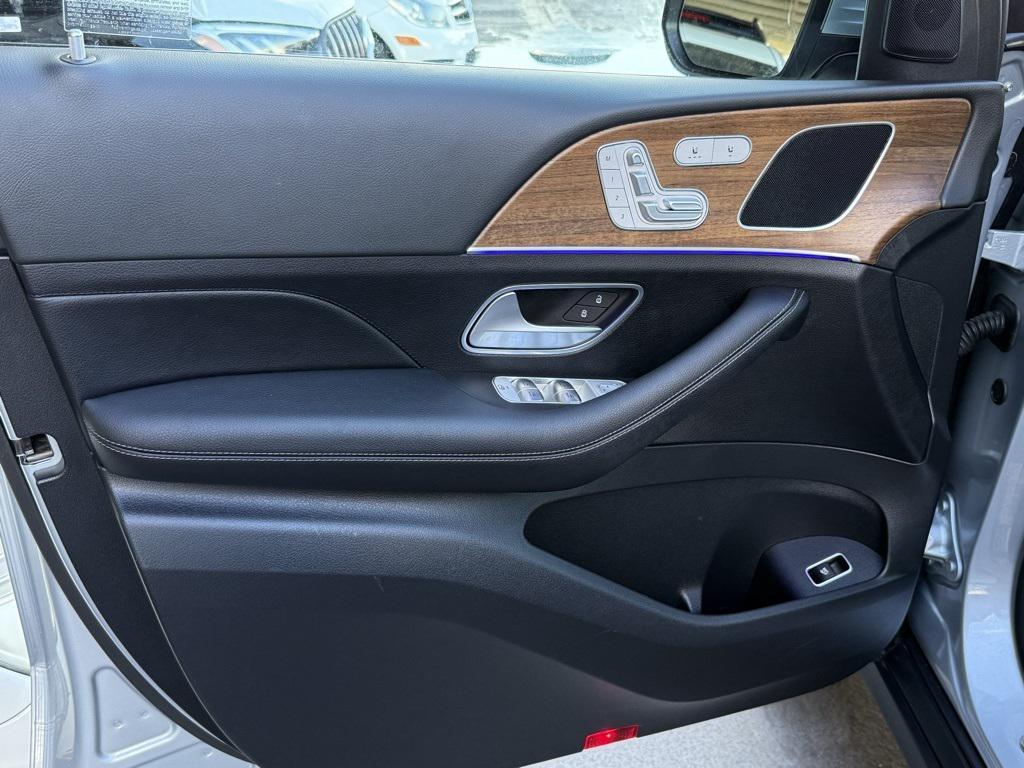 used 2025 Mercedes-Benz GLE 350 car, priced at $60,998