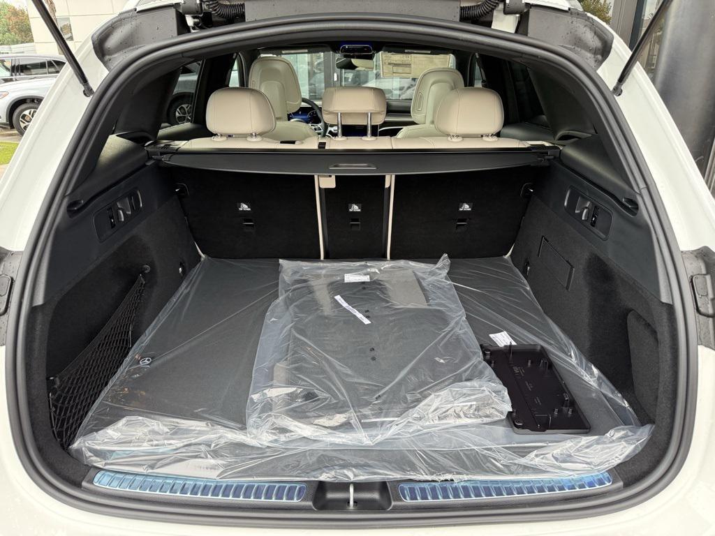 new 2026 Mercedes-Benz GLC 300 car, priced at $53,050