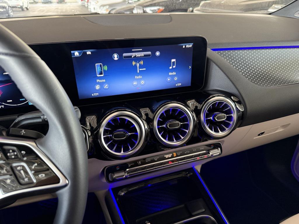 used 2025 Mercedes-Benz GLA 250 car, priced at $35,000
