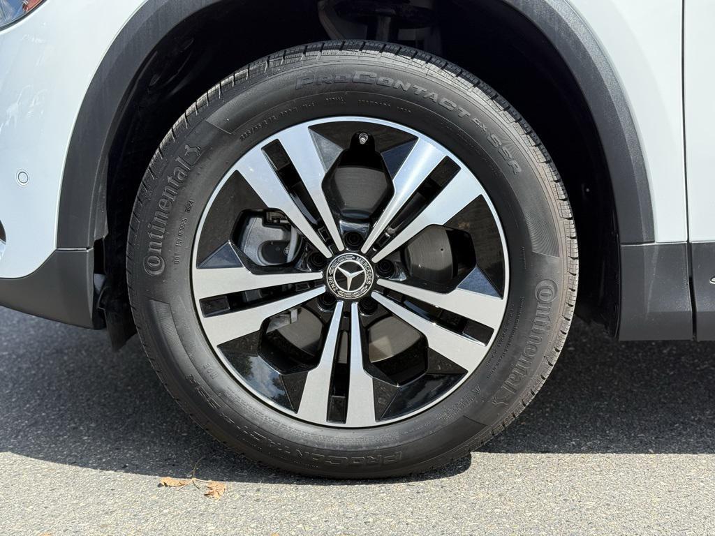 used 2025 Mercedes-Benz GLA 250 car, priced at $35,000