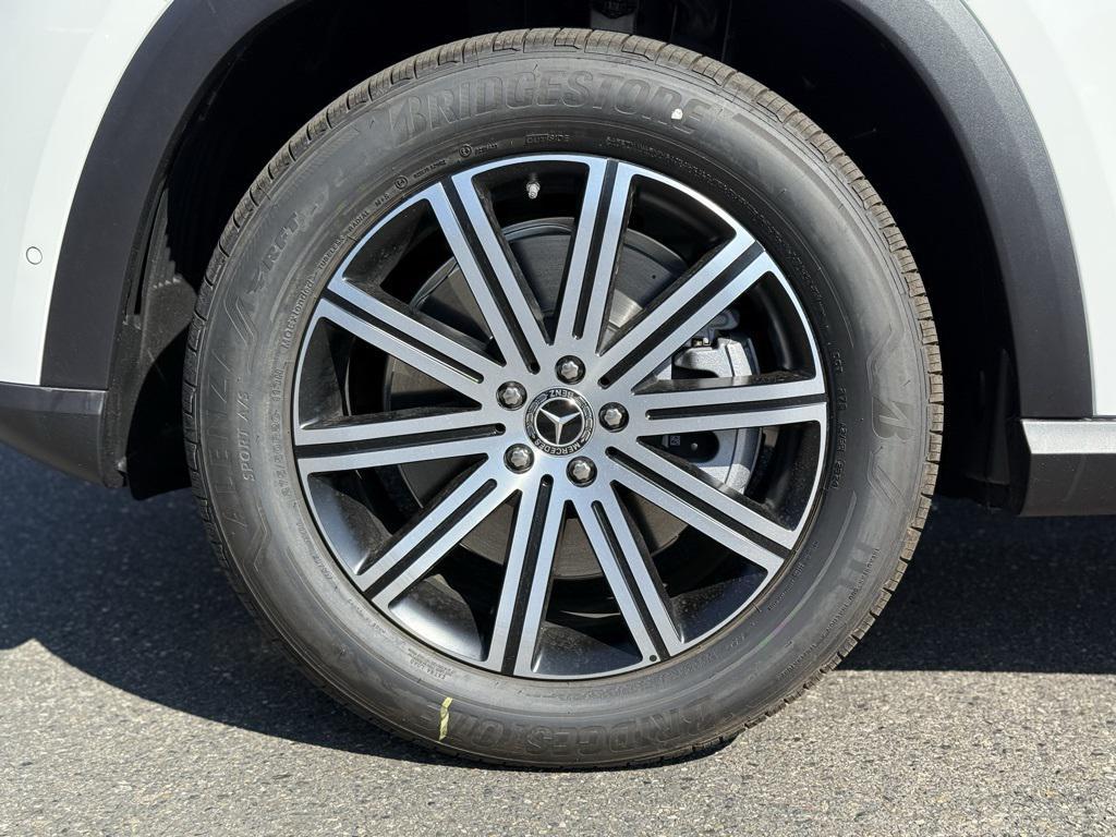 new 2026 Mercedes-Benz GLE 450e car, priced at $77,260