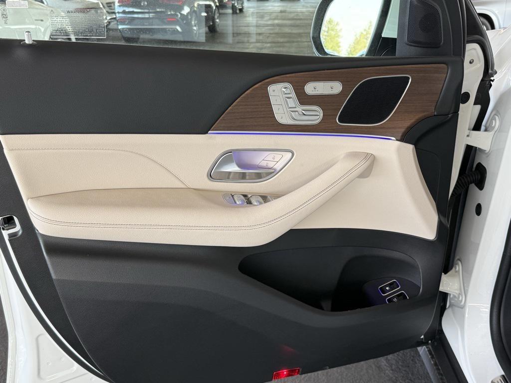 new 2026 Mercedes-Benz GLE 450e car, priced at $77,260