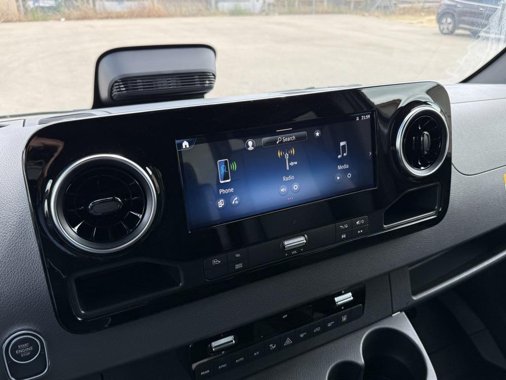 new 2025 Mercedes-Benz Sprinter 2500 car, priced at $72,637