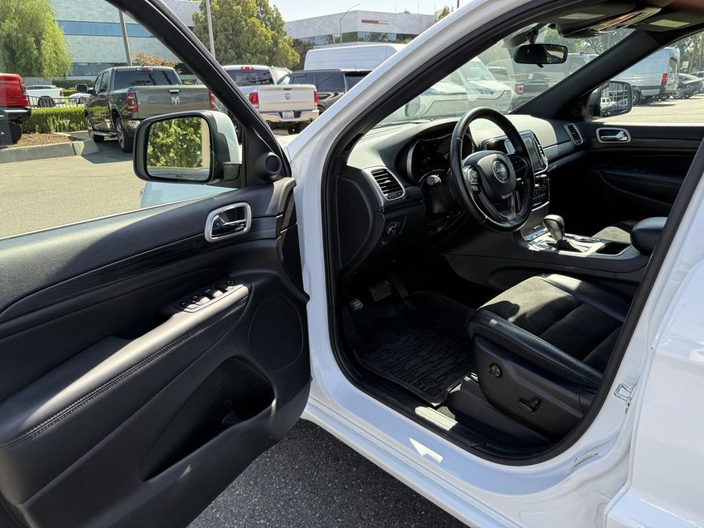 used 2021 Jeep Grand Cherokee car, priced at $27,998