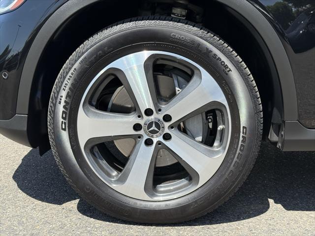 used 2021 Mercedes-Benz GLC 300 car, priced at $31,498
