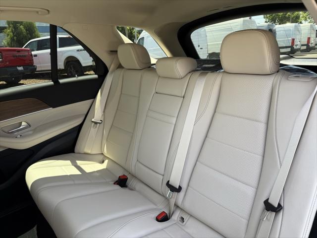 new 2025 Mercedes-Benz GLE 450e car, priced at $76,710
