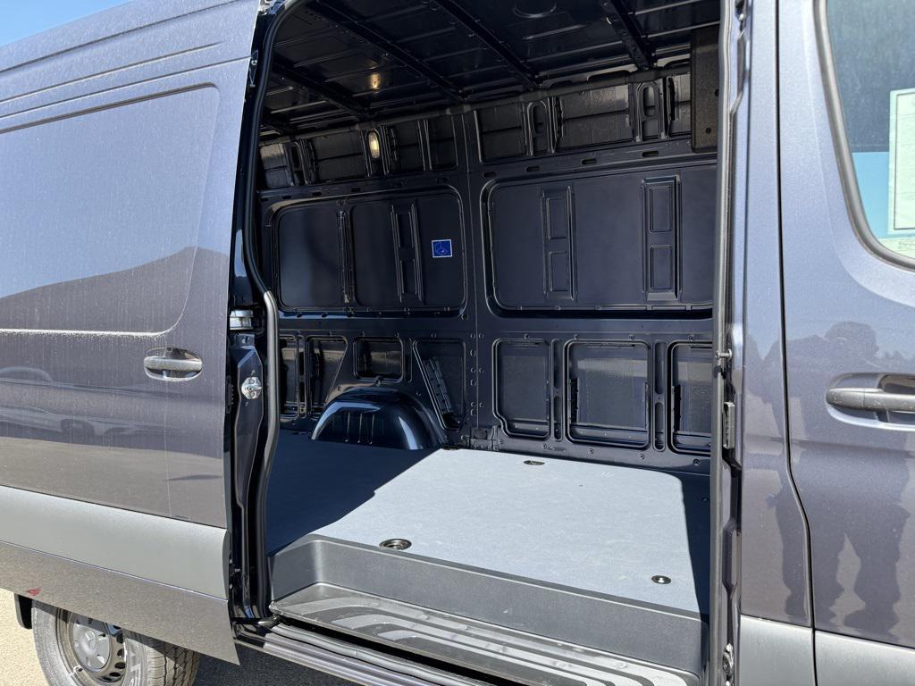new 2025 Mercedes-Benz Sprinter 2500 car, priced at $70,613