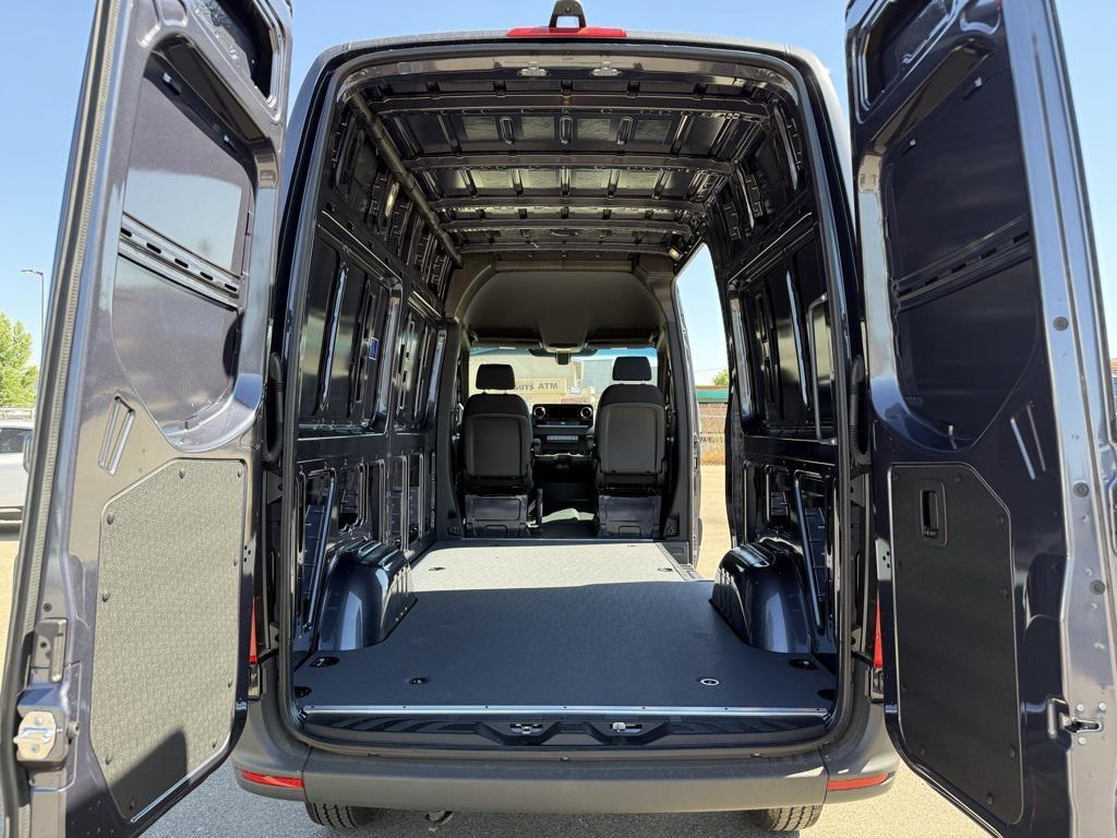 new 2025 Mercedes-Benz Sprinter 2500 car, priced at $70,613