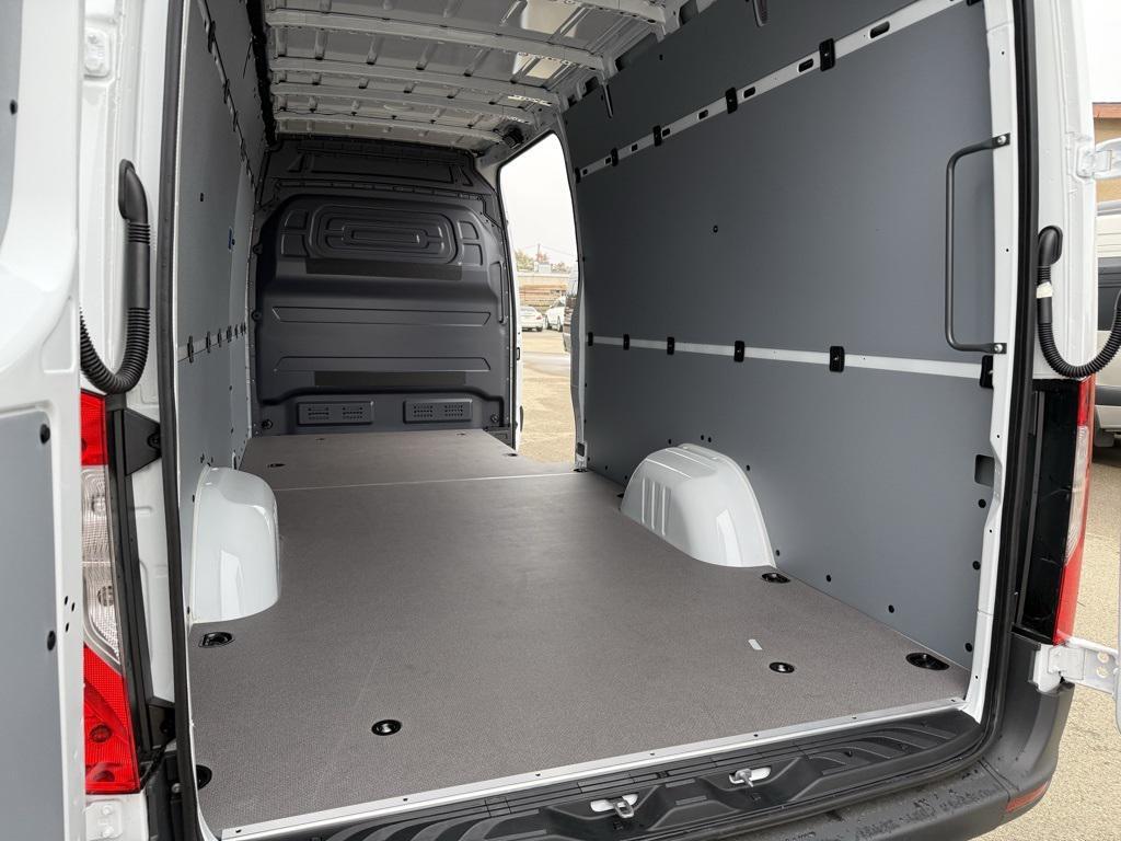 new 2026 Mercedes-Benz Sprinter 2500 car, priced at $67,534