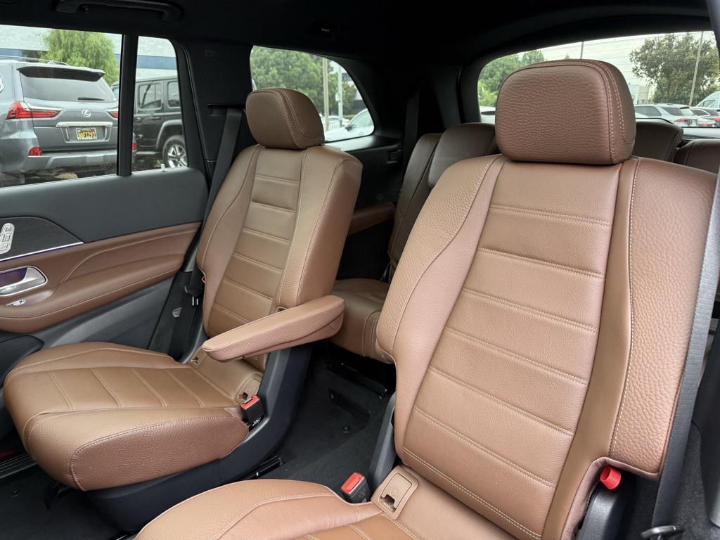 new 2026 Mercedes-Benz GLS 580 car, priced at $122,420