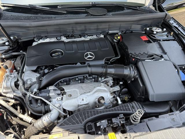 used 2021 Mercedes-Benz GLB 250 car, priced at $27,998