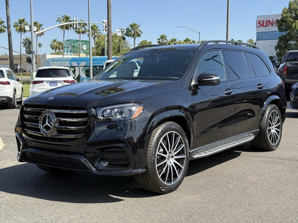 new 2025 Mercedes-Benz GLS 580 car, priced at $121,145
