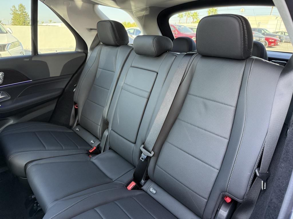 new 2026 Mercedes-Benz GLE 450 car, priced at $82,010