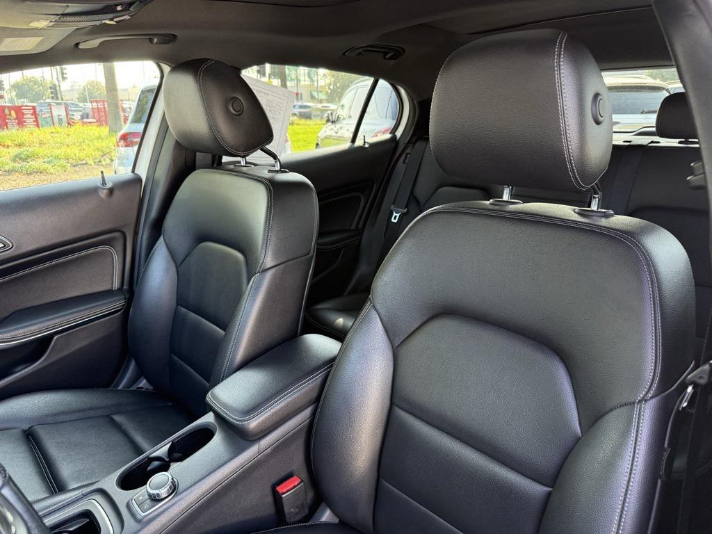 used 2019 Mercedes-Benz GLA 250 car, priced at $15,500