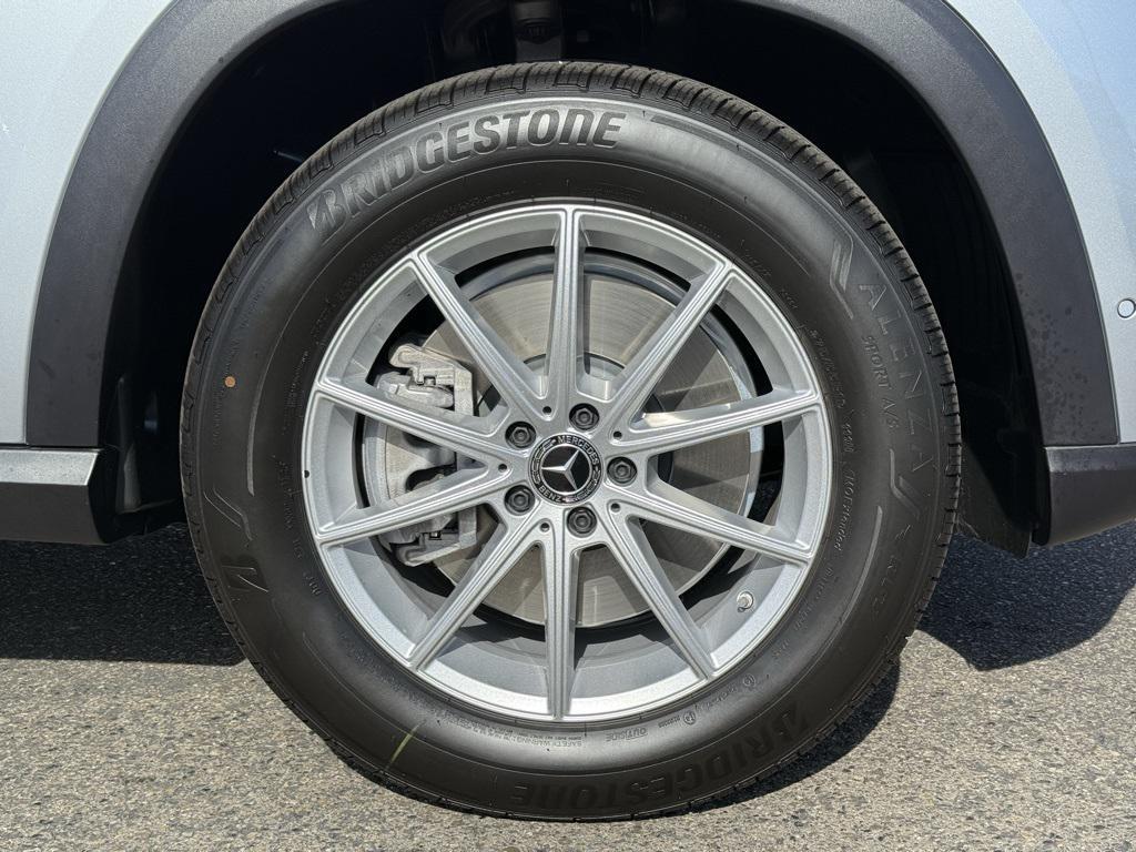 new 2026 Mercedes-Benz GLE 450e car, priced at $77,050