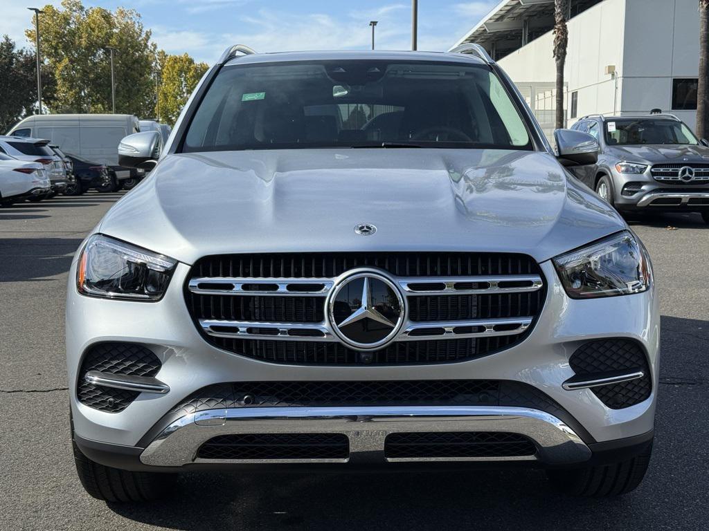 new 2026 Mercedes-Benz GLE 450e car, priced at $77,050