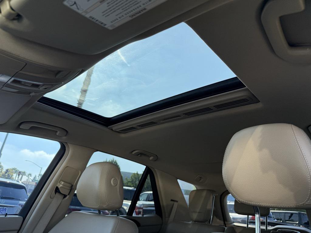 used 2015 Mercedes-Benz M-Class car, priced at $15,998