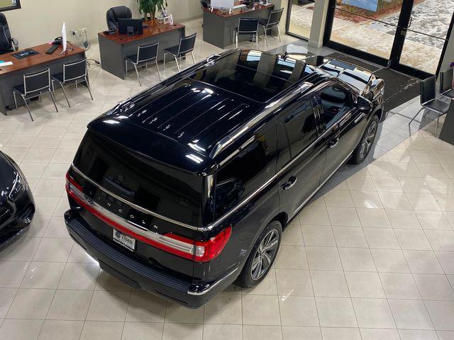 used 2019 Lincoln Navigator car