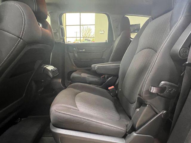 used 2014 Chevrolet Traverse car, priced at $10,890