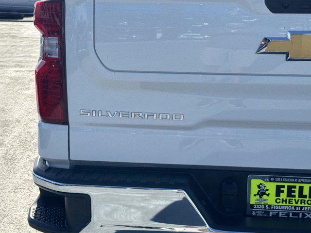 new 2025 Chevrolet Silverado 1500 car, priced at $52,685