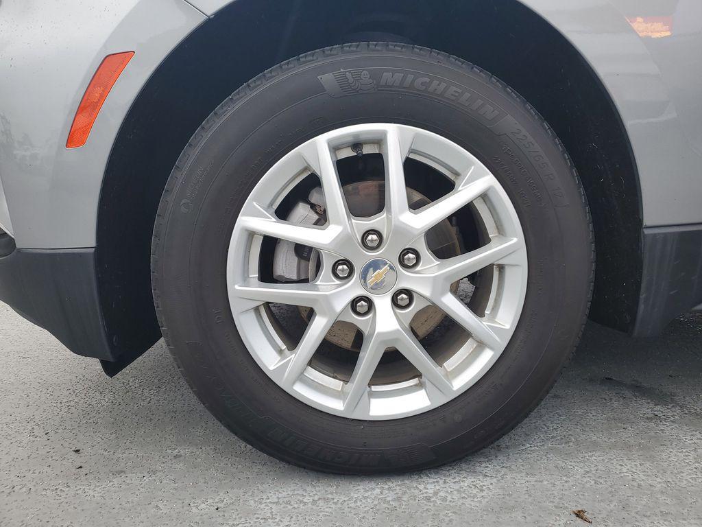 used 2024 Chevrolet Equinox car, priced at $18,993