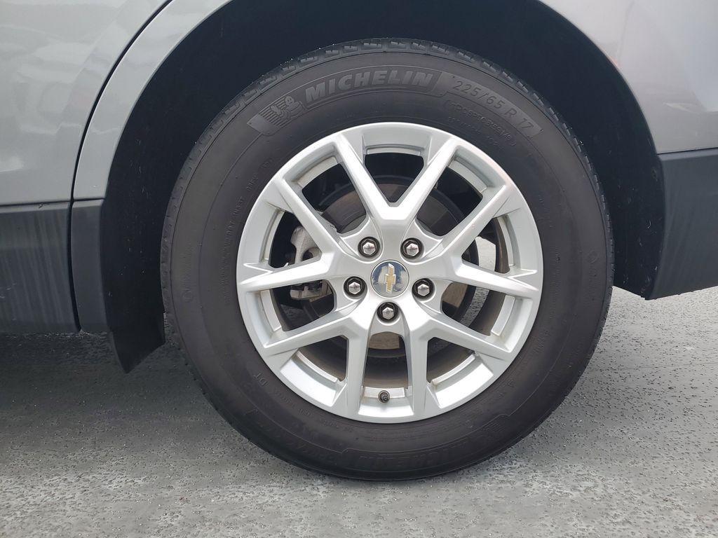 used 2024 Chevrolet Equinox car, priced at $18,993