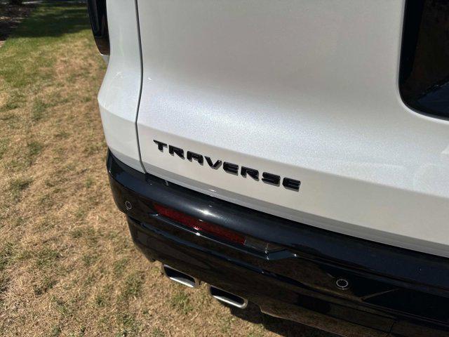 new 2025 Chevrolet Traverse car, priced at $58,265