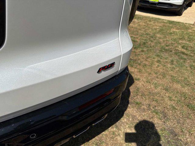 new 2025 Chevrolet Traverse car, priced at $58,265