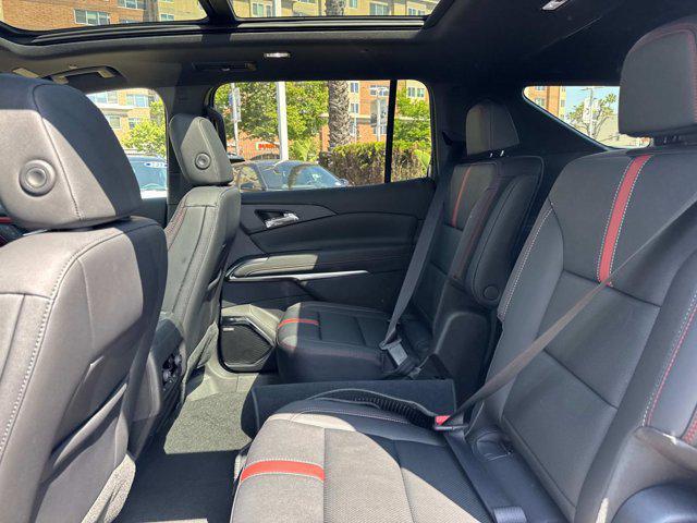 new 2025 Chevrolet Traverse car, priced at $58,265
