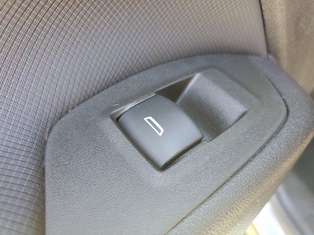 used 2024 Chevrolet Equinox car, priced at $25,492