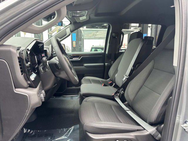 new 2025 Chevrolet Silverado 1500 car, priced at $51,595
