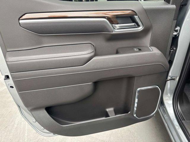 new 2025 Chevrolet Silverado 1500 car, priced at $51,595