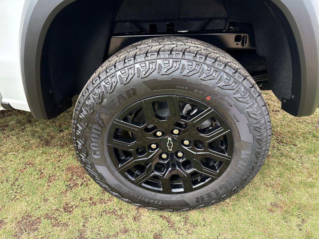 new 2026 Chevrolet Colorado car, priced at $45,845