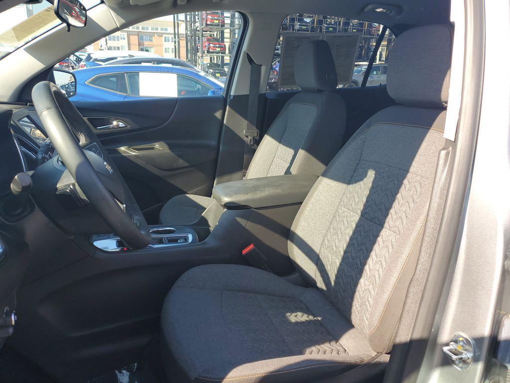 used 2024 Chevrolet Equinox car, priced at $18,893