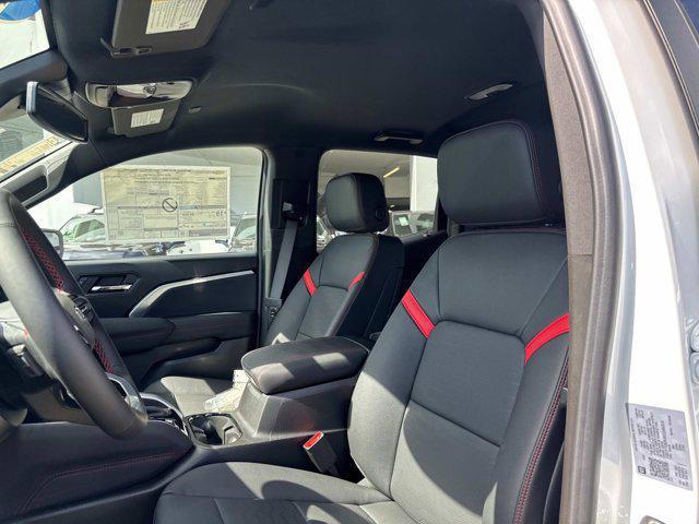 new 2025 Chevrolet Colorado car, priced at $47,835