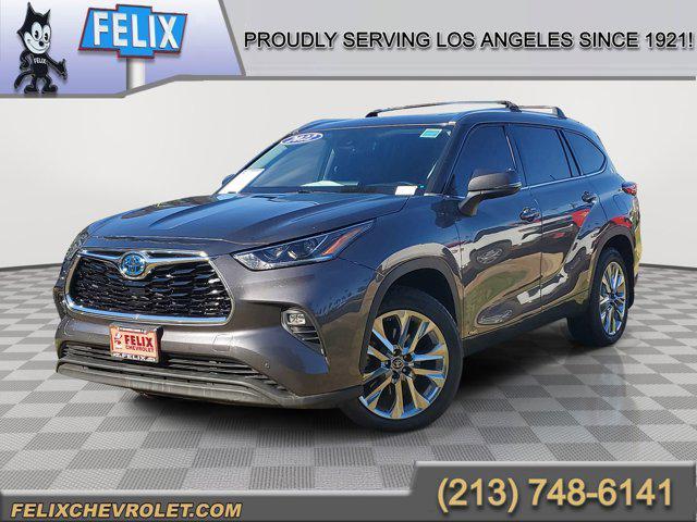 used 2022 Toyota Highlander Hybrid car, priced at $43,991