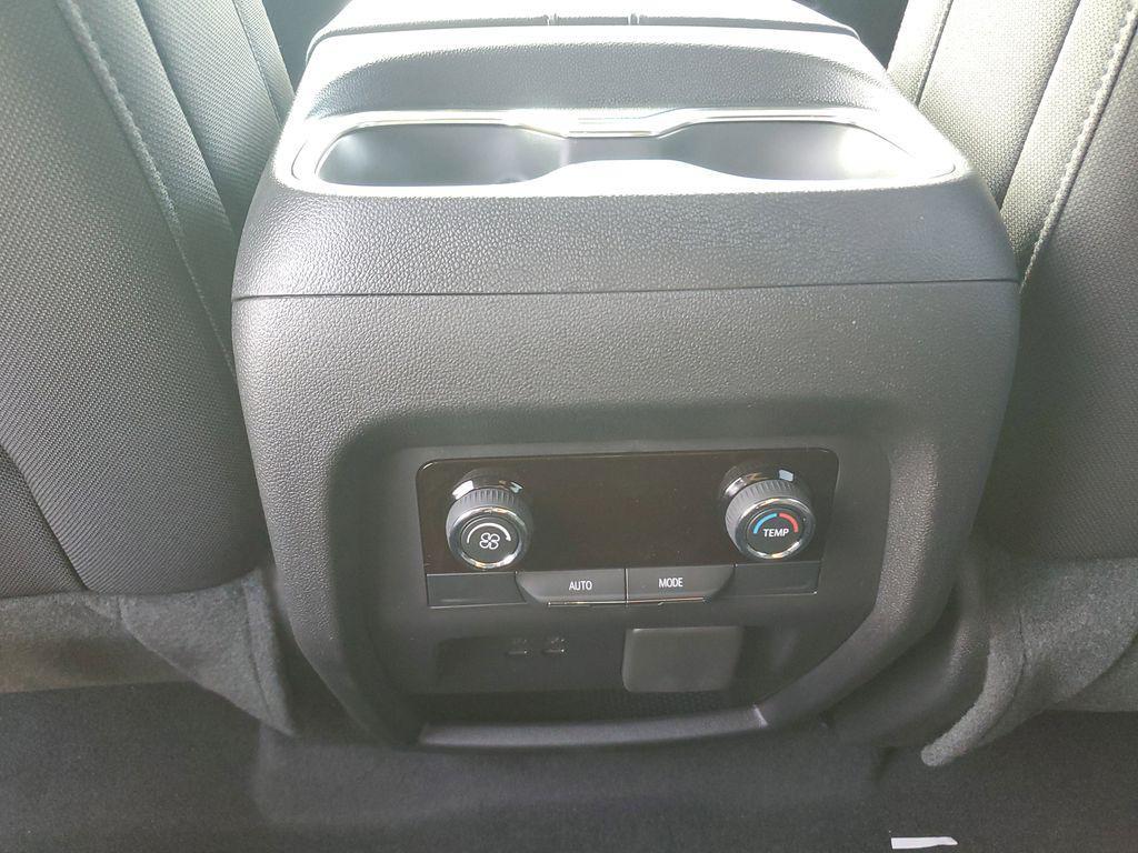 new 2026 Chevrolet Traverse car, priced at $48,095