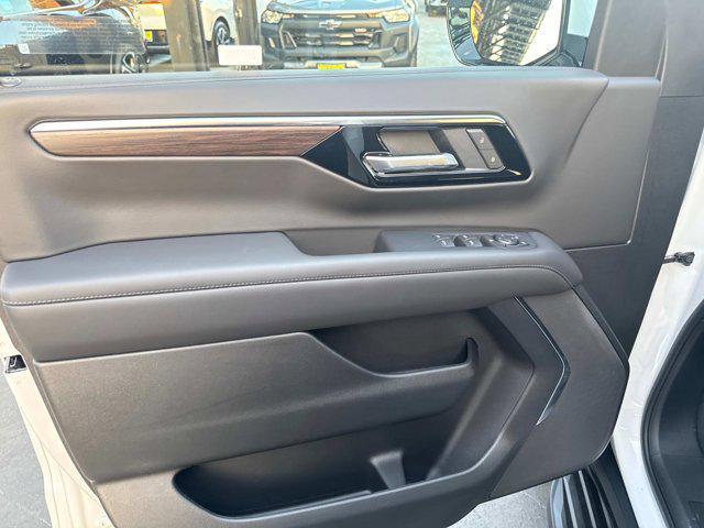 new 2025 Chevrolet Suburban car, priced at $65,095
